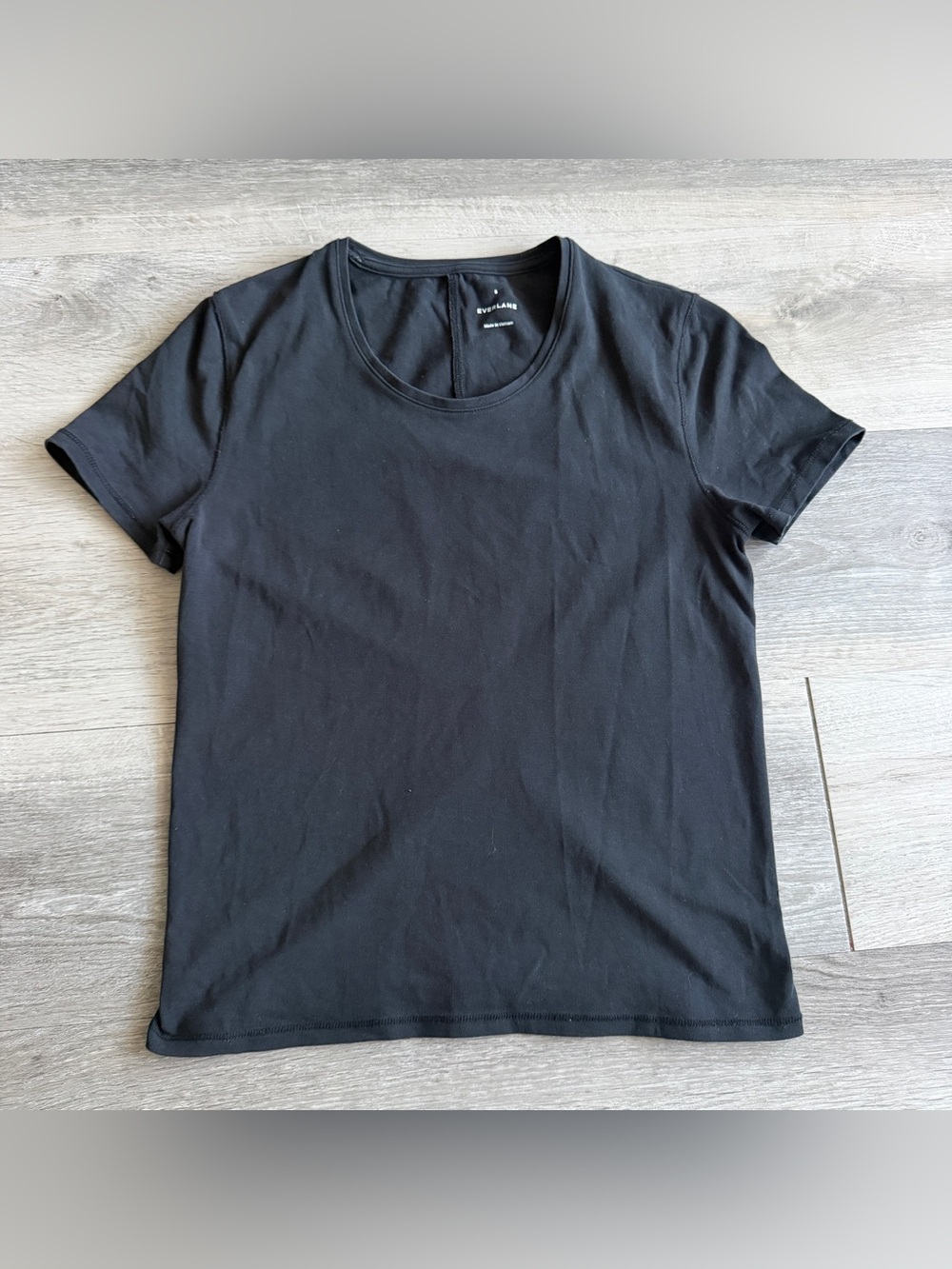 EUC Everlane Black Short Sleeve Crew Cotton Tee minimalist preppy chic